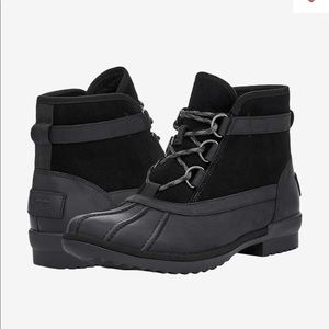 UGG Greda Black Leather Waterproof Boot Size 8